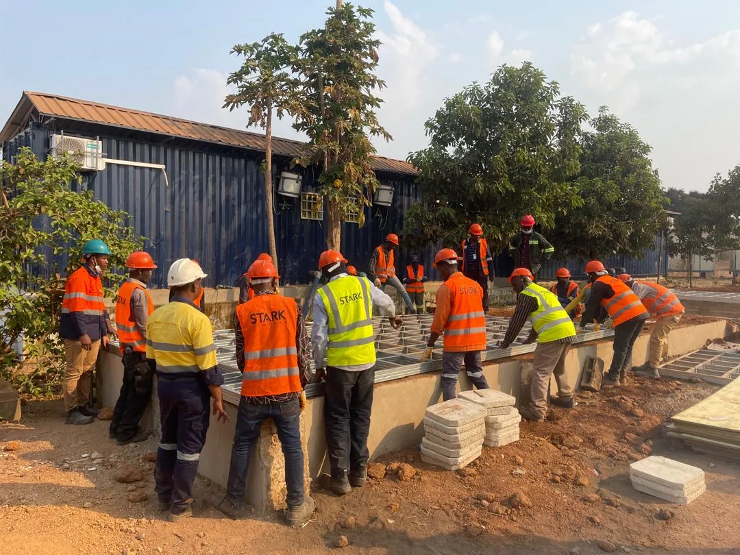 Équipes STARK COMPANY sur un chantier à Lubumbashi