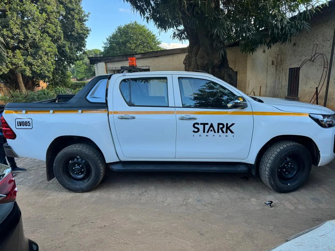 Véhicule de service STARK COMPANY